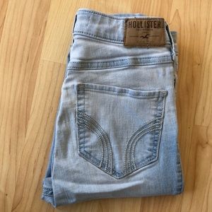 Hollister high waisted light wash jeans